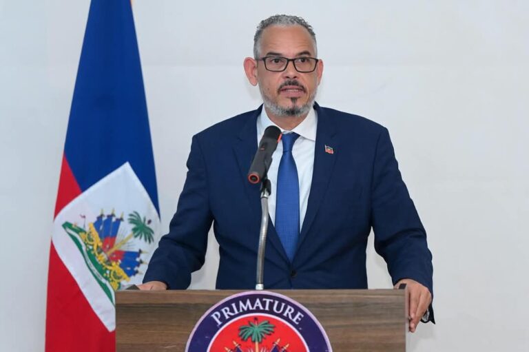 Lutte contre la corruption : le Premier ministre Alix Didier Fils-Aimé lance un appel à l’unité nationale et institutionnelle
